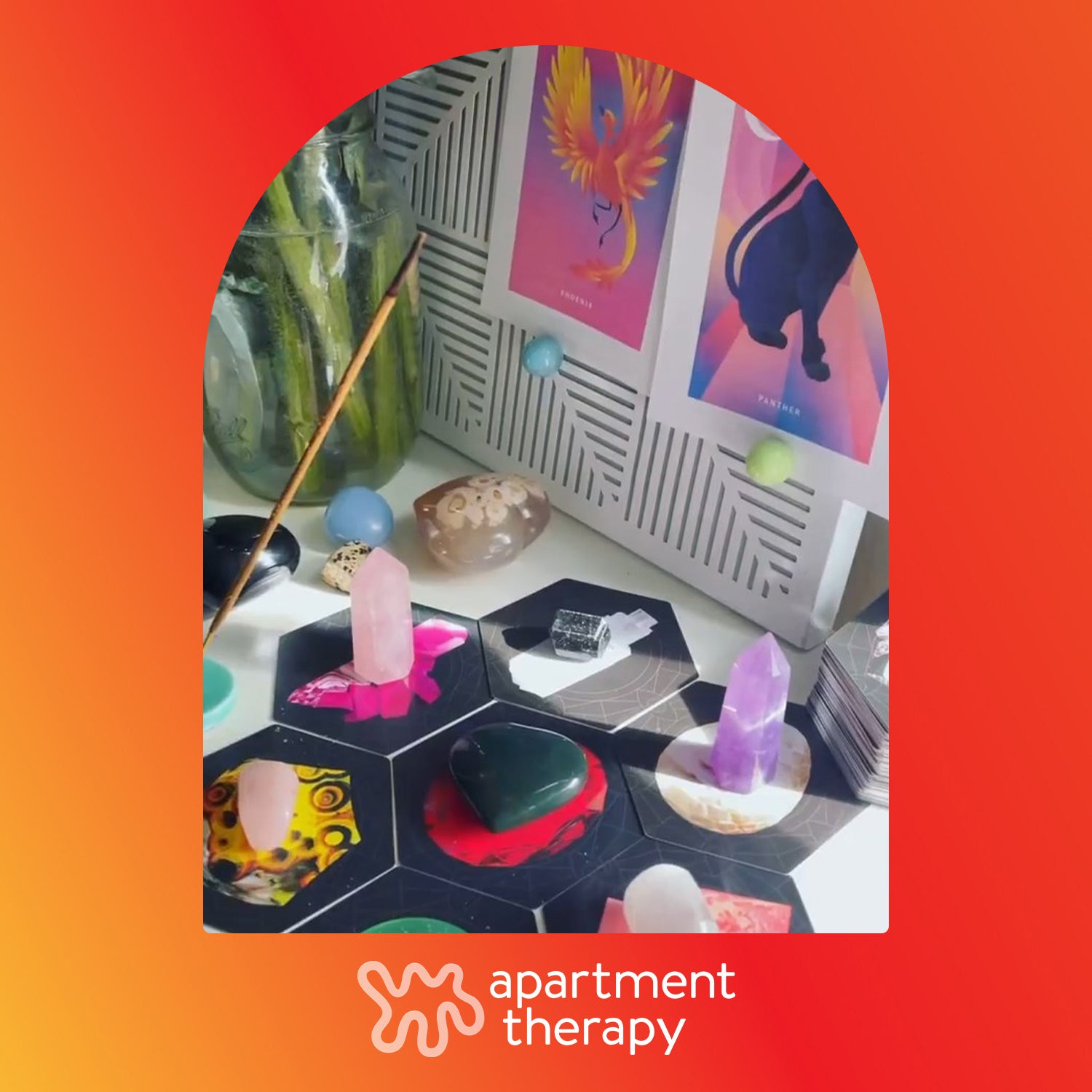 How to Start (and Interpret) a Daily Tarot Practice, According to Experts